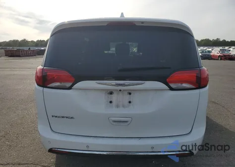 2018 Chrysler Pacifica Touring L z USA, uszkodzony, nr VIN 2C4RC1BG0JR174530